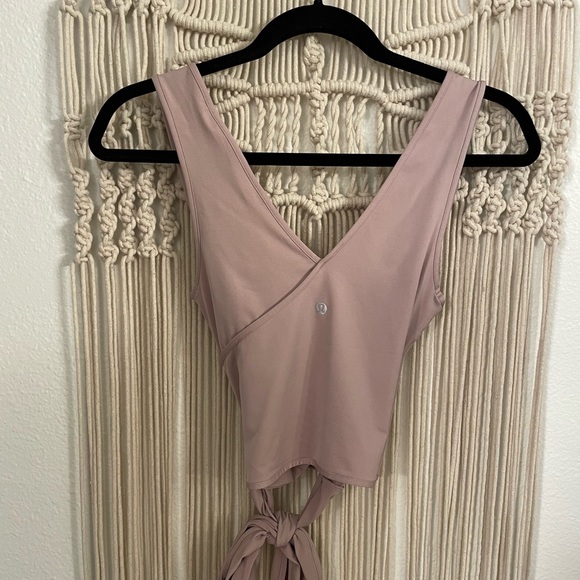 lululemon tie tank - Picture 2 of 2